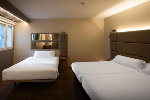 Habitación Cuádruple del hotel Centro Los Braseros. Foto 1