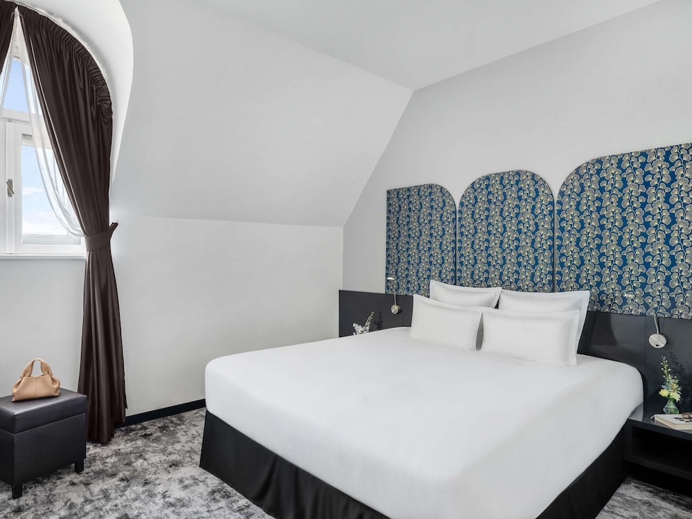 Habitación Superior con una cama doble del hotel Nemzeti Budapest – Mgallery. Foto 7