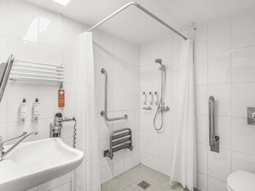 Habitación Classic accesible doble del hotel Nemzeti Budapest – Mgallery. Foto 3