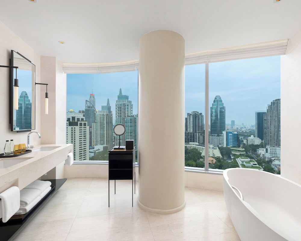 1 cama King Deluxe del hotel Park Hyatt Bangkok. Foto 8
