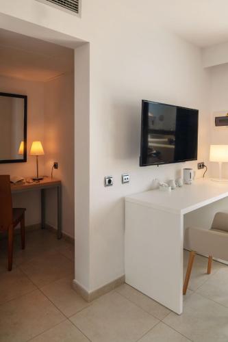 Habitación Doble Estándar del hotel Pocillos Playa. Foto 3