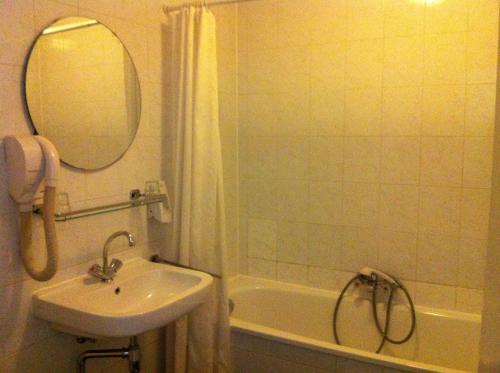 Habitación Doble - 1 o 2 camas del hotel Delta City Center. Foto 11