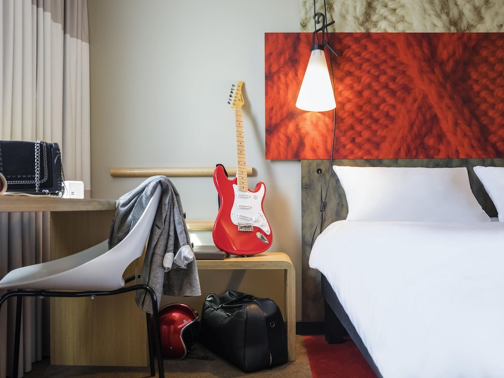 Habitación, 1 cama doble del hotel Ibis Amsterdam Centre. Foto 4