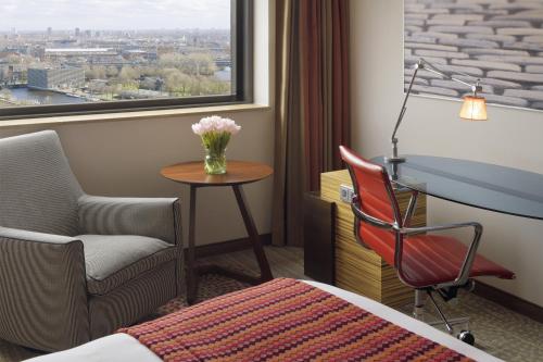 Habitación Executive - 2 camas del hotel Mövenpick Amsterdam City Centre. Foto 6