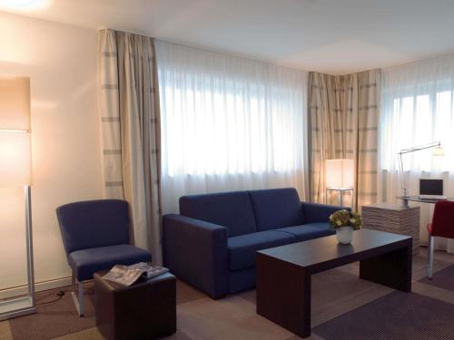 Suite Ambassador del hotel Mövenpick Amsterdam City Centre. Foto 2