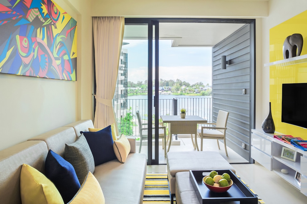 Loft de dos habitaciones con vistas al agua del hotel Cassia Phuket. Foto 5