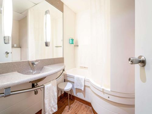 Habitación Superior del hotel Novotel Roma Est. Foto 9