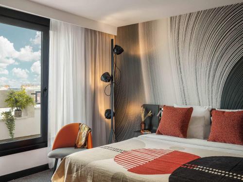 Suite Superior - 1 cama doble y 1 sofá cama doble del hotel Novotel Paris Vaugirard Montparnasse