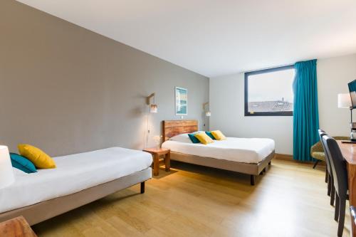 Habitación Triple del hotel Victoria Garden Bordeaux Centre. Foto 6