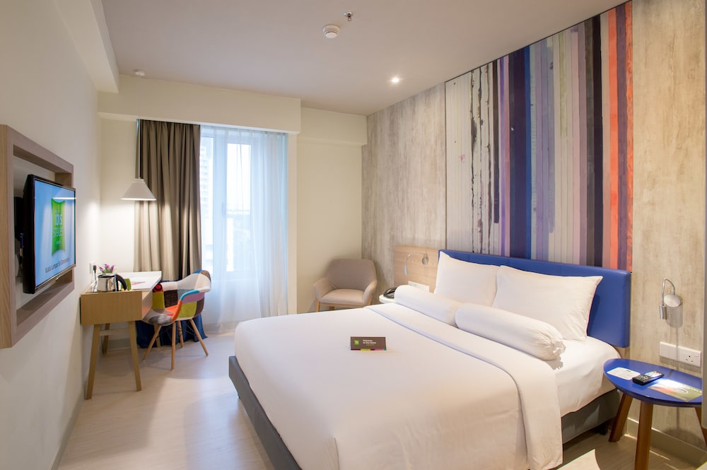 Habitación Estándar con 1 Cama Queen Size del hotel ibis Styles Kuala Lumpur Sri Damansara. Foto 1