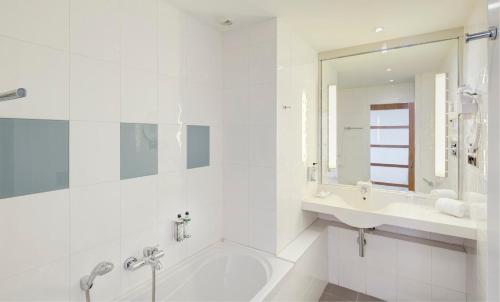 Habitación Doble - 2 camas del hotel Sercotel Valladolid. Foto 7