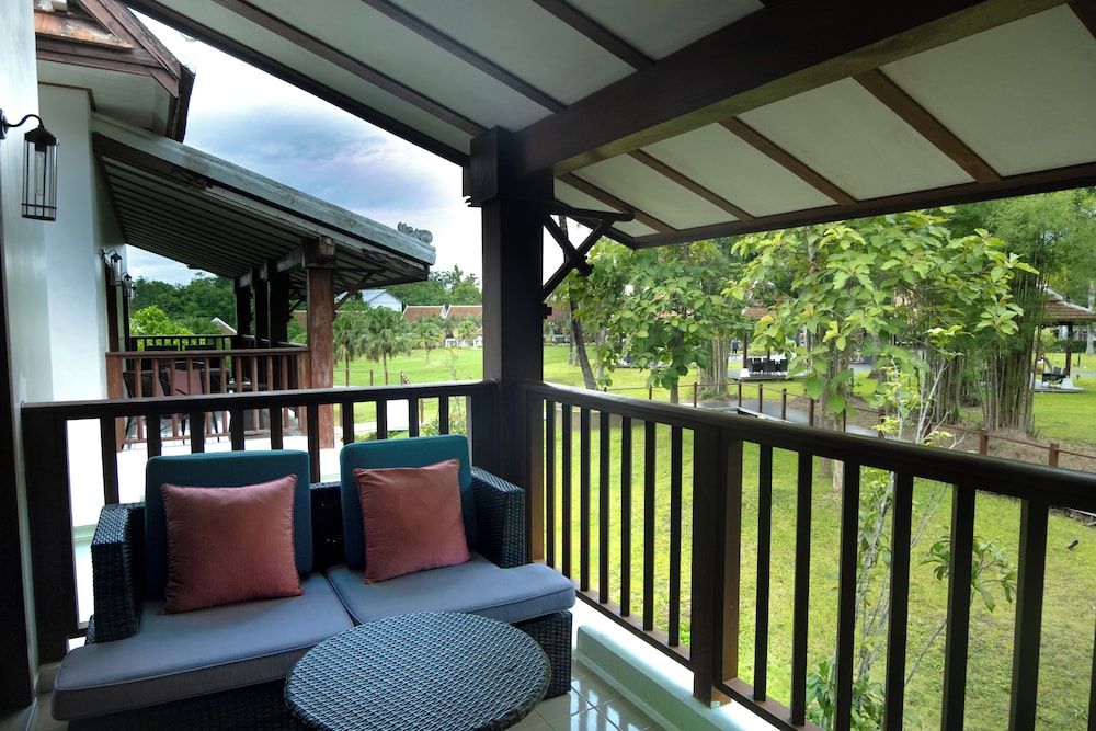 Suite Deluxe, 1 cama de matrimonio grande del hotel Pullman Luang Prabang. Foto 5