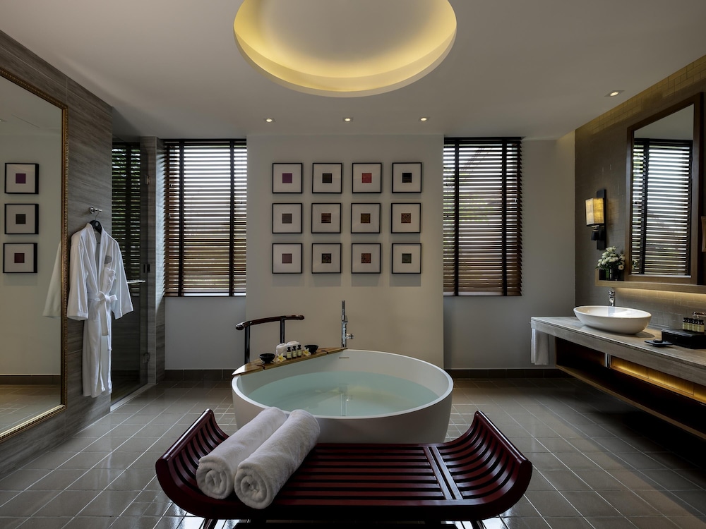 Suite Deluxe, 1 cama de matrimonio grande (Premium) del hotel Pullman Luang Prabang. Foto 2