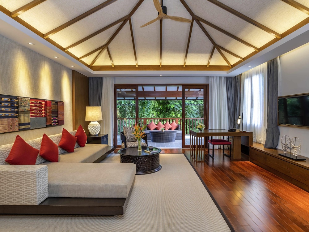 Suite Deluxe, 1 cama de matrimonio grande (Premium) del hotel Pullman Luang Prabang. Foto 4