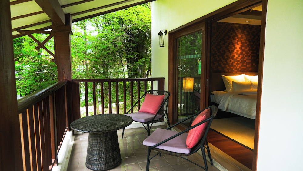 Suite Deluxe, 1 cama de matrimonio grande (Premium) del hotel Pullman Luang Prabang. Foto 8