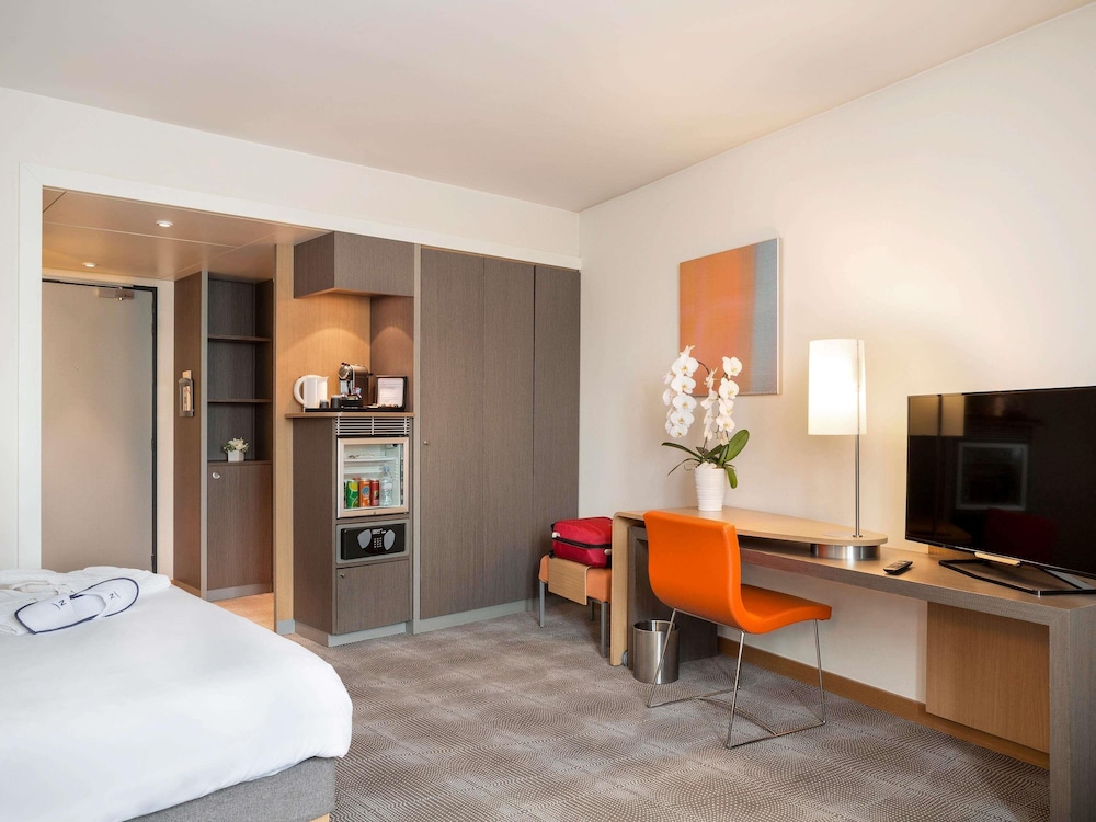 Habitación clásica, 2 camas individuales del hotel Novotel Paris Roissy CDG Convention. Foto 2
