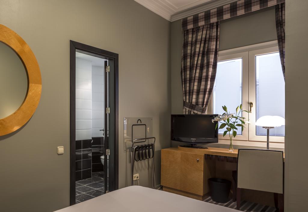 BÁSICA del hotel Larios Málaga. Foto 1