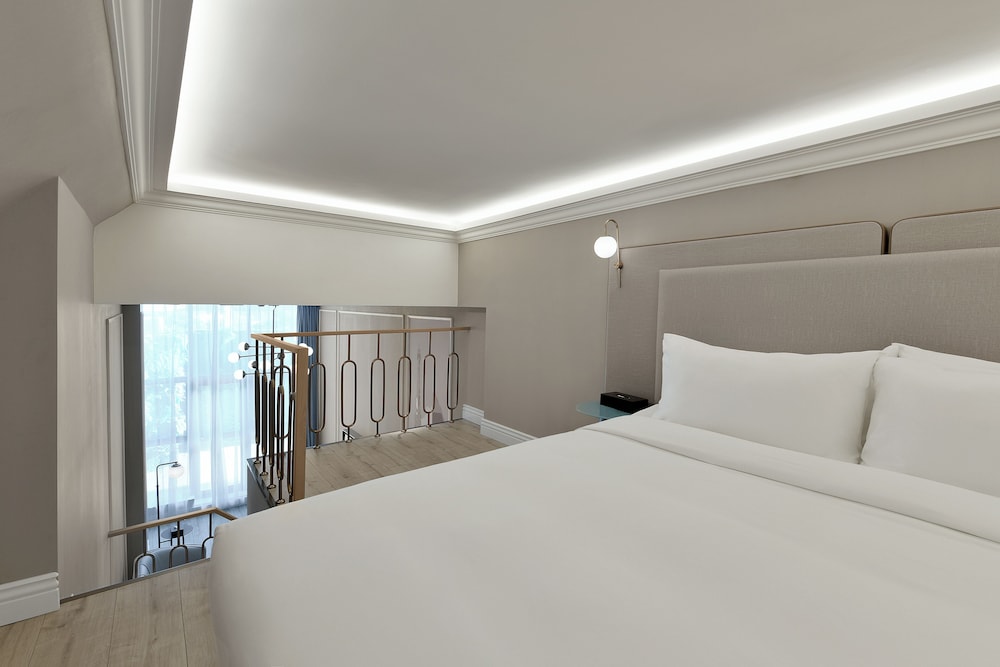 Suite superior, 1 cama de matrimonio grande del hotel Mercure Xiamen On The Bund. Foto 3