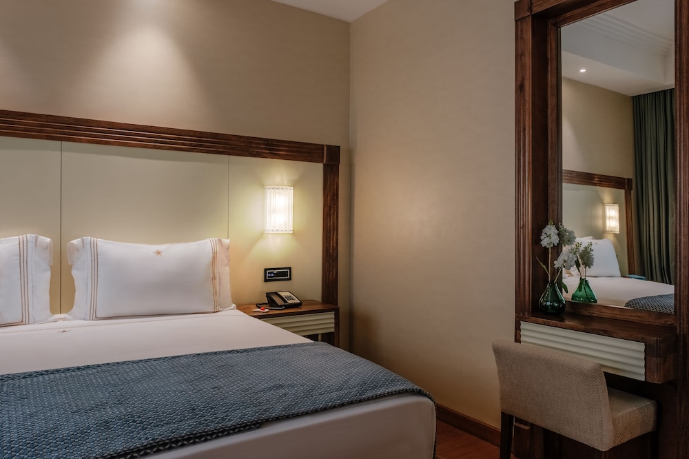 Habitación Deluxe, 1 cama de matrimonio grande, vistas al puerto deportivo del hotel Stella Di Mare Dubai Marina. Foto 1