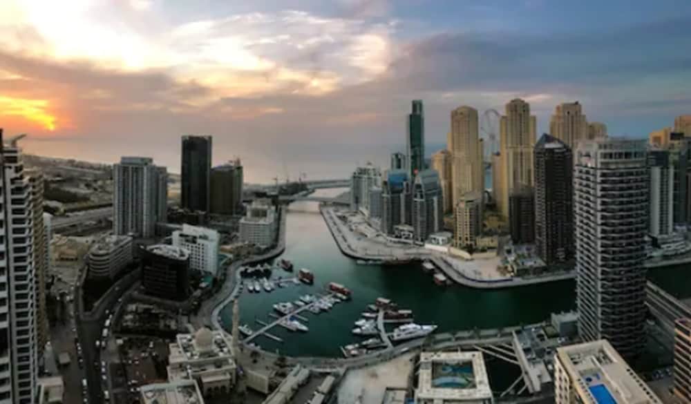 Habitación Deluxe con 2 camas individuales, vistas al puerto deportivo del hotel Stella Di Mare Dubai Marina. Foto 2