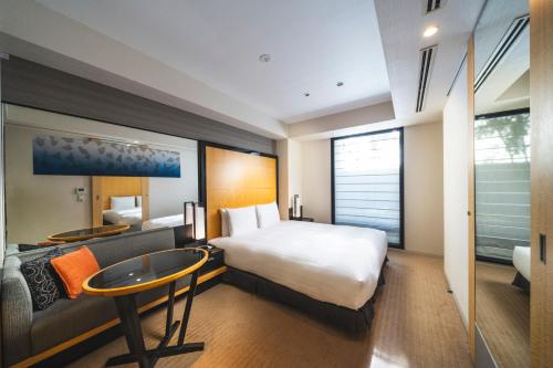 Habitación Deluxe con cama extragrande - Adaptada para personas de movilidad reducida - No fumadores del hotel KOKO Premier Kanazawa Korinbo. Foto 9