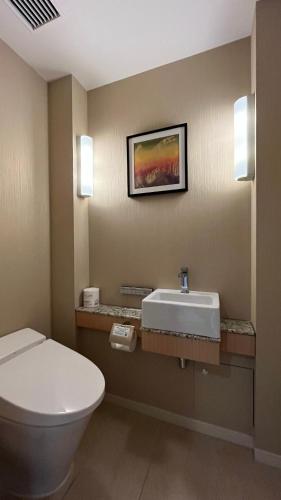 Habitación Doble Deluxe para no fumadores - 2 camas individuales del hotel KOKO Premier Kanazawa Korinbo. Foto 5