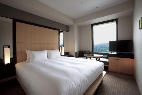 Habitación Deluxe con cama extragrande - No fumadores del hotel KOKO Premier Kanazawa Korinbo