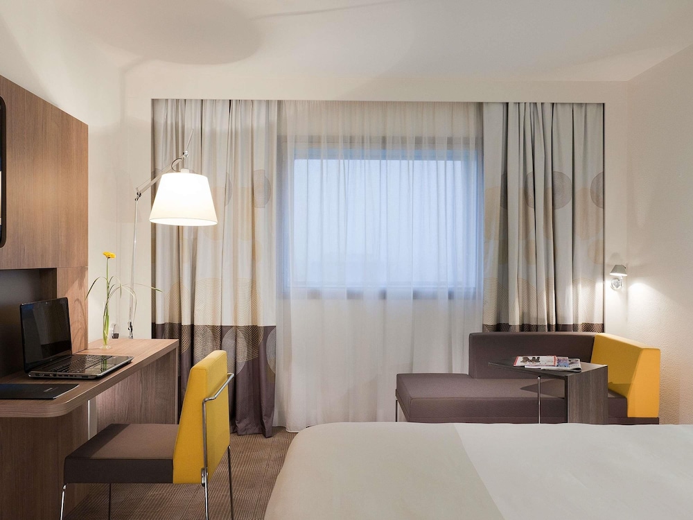 Habitación ejecutiva, 1 cama doble (Paris View) del hotel Novotel Paris la Defense Esplanade. Foto 1