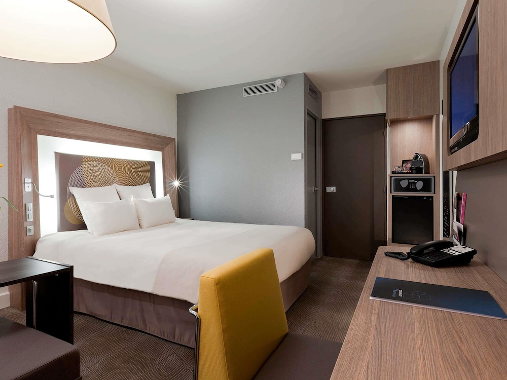 Habitación ejecutiva, 1 cama doble (Paris View) del hotel Novotel Paris la Defense Esplanade. Foto 5
