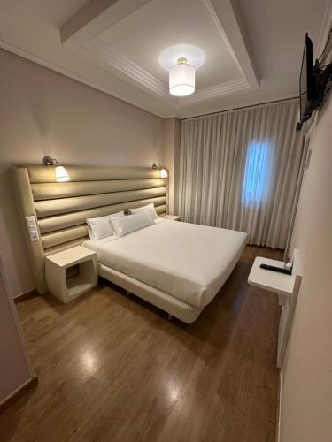 Habitación Doble del hotel PILAR PLAZA. Foto 5