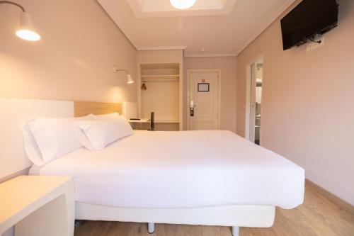 Habitación Doble del hotel PILAR PLAZA. Foto 21