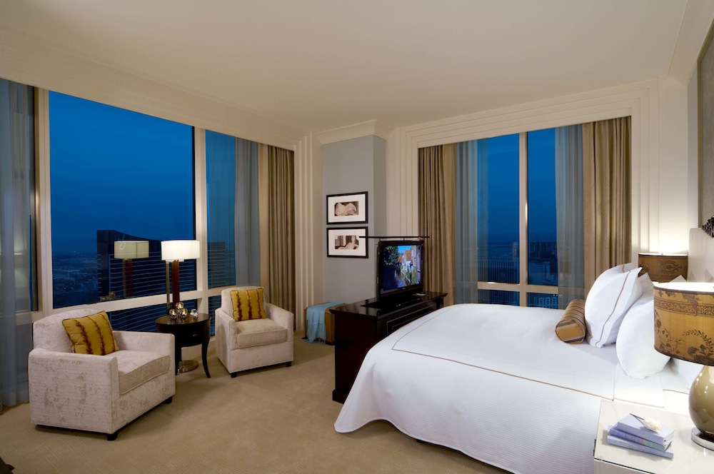 Ático, 3 habitaciones del hotel Trump International Las Vegas. Foto 6