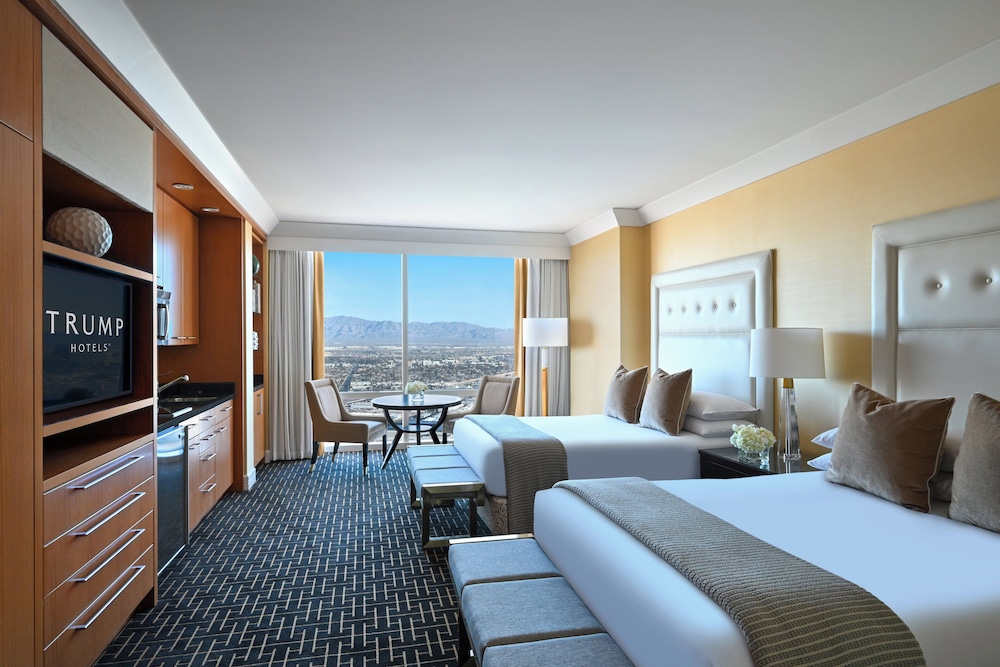 Habitación superior, 2 camas de matrimonio del hotel Trump International Las Vegas. Foto 3