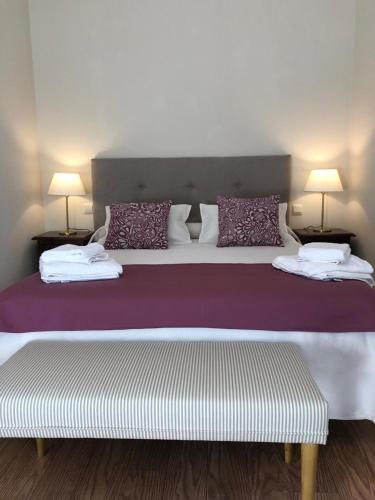 Habitación Doble con Terraza del hotel La Muralla. Foto 4