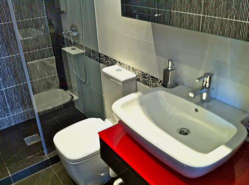 Suite Superior con cama extragrande del hotel Rok Plaza - Only Adults. Foto 7