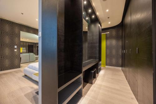 Suite Karim Rashid del hotel Park Inn By Radisson Amsterdam City West. Foto 2