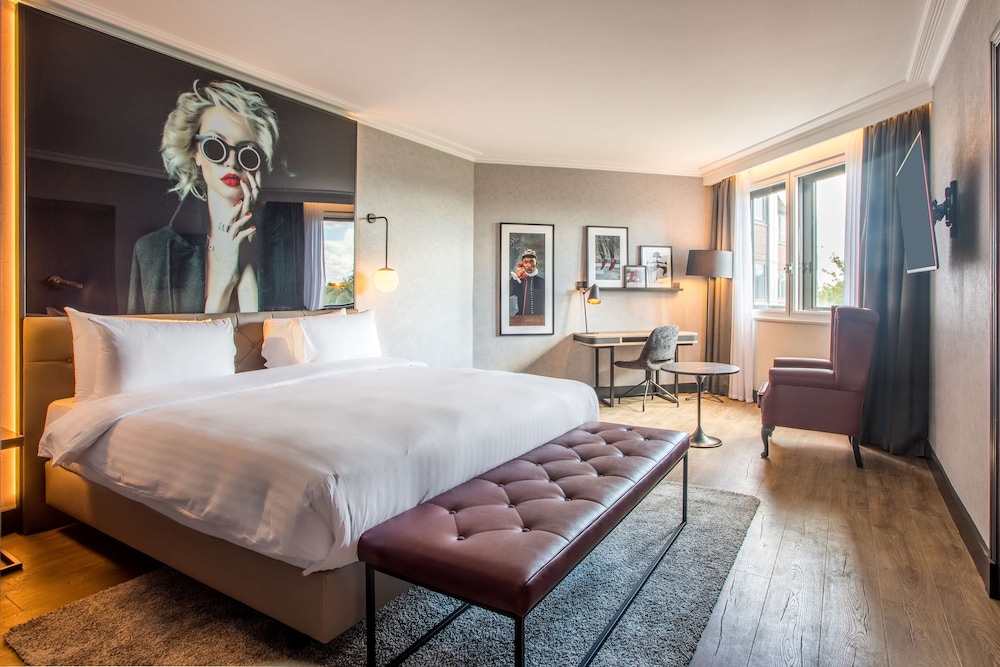 Suite del hotel Radisson RED Hotel London Heathrow