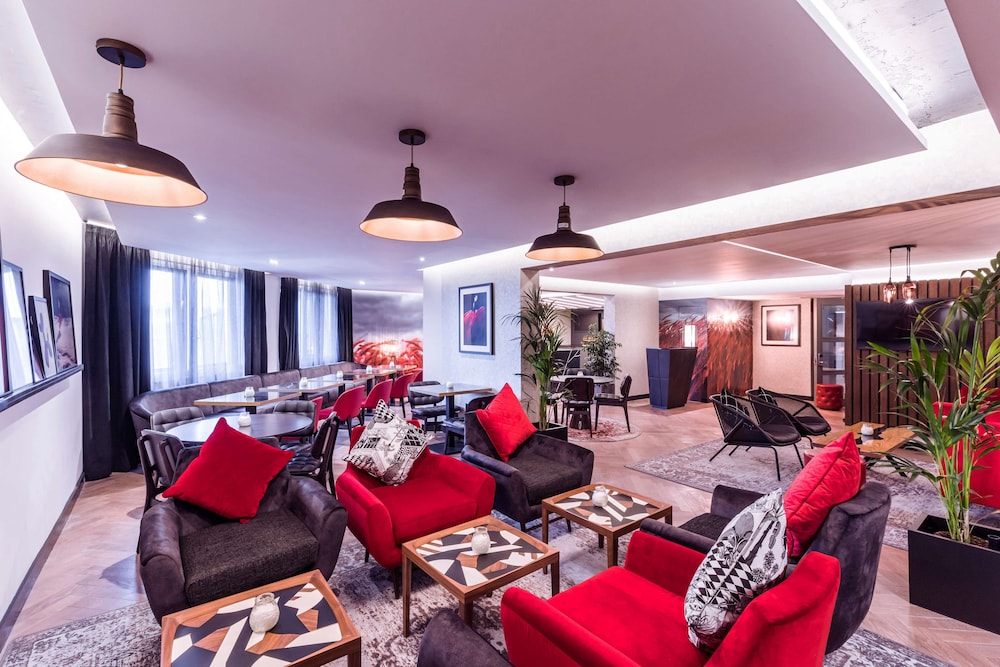 Suite del hotel Radisson RED Hotel London Heathrow. Foto 8