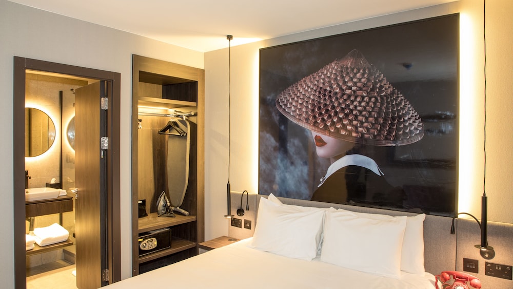Habitación estándar del hotel Radisson Red London Greenwich The O2. Foto 1