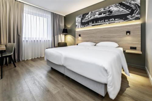Standard Twin Room with Street View - Non - Smoking del hotel Park Inn by Radisson Vilnius Airport Hotel & Conference Centre