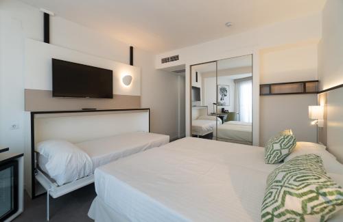 Habitación Doble - 2 camas y balcón del hotel Medplaya Hotel Regente