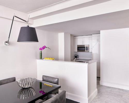 Ático de 2 dormitorios con terraza del hotel Aka Central Park. Foto 3