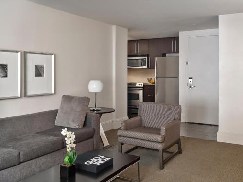 Suite Deluxe de 1 dormitorio del hotel Aka Central Park. Foto 1