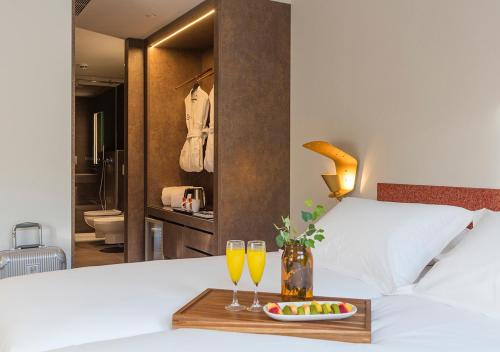 Habitación Doble Estándar del hotel Axel San Sebastián - Adults Only. Foto 3