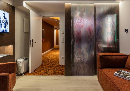 Suite Deluxe del hotel Axel San Sebastián - Adults Only. Foto 4