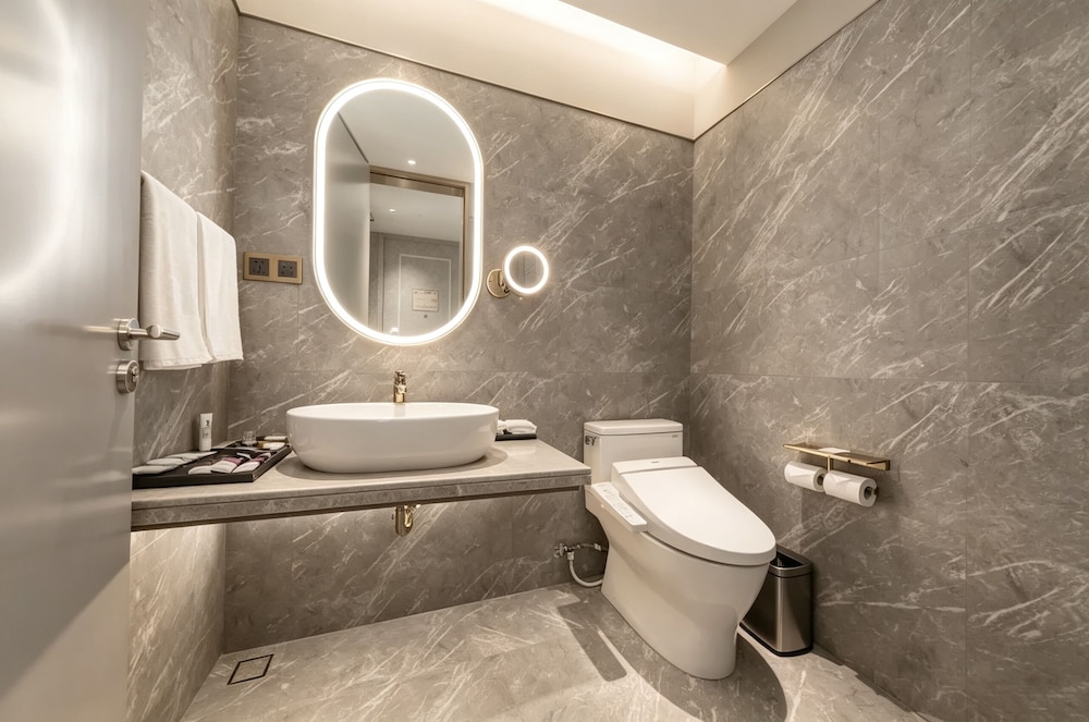 Suite Deluxe con 1 cama King Size del hotel Mercure Xian Dayan Pagoda. Foto 19