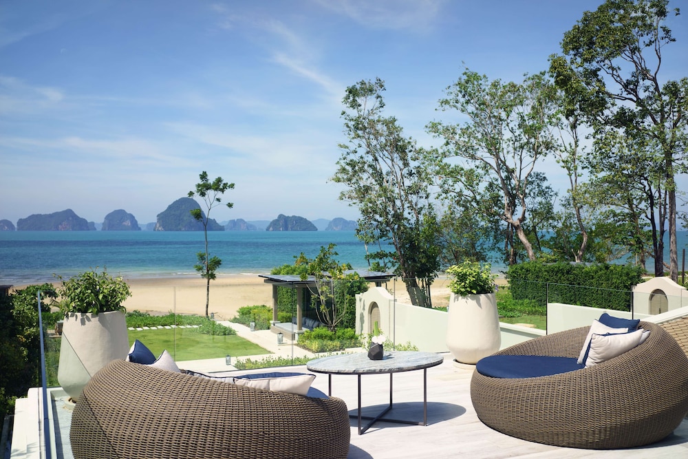Presidential Beachfront Pool Villa del hotel Banyan Tree Krabi. Foto 7