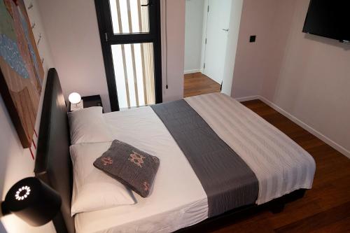 Habitación Doble Dúplex con terraza y piscina del hotel Welldone Cathedral. Foto 4