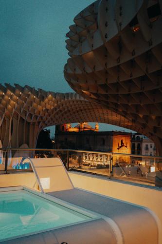 Ático con piscina privada y terraza del hotel Welldone Metropol. Foto 11