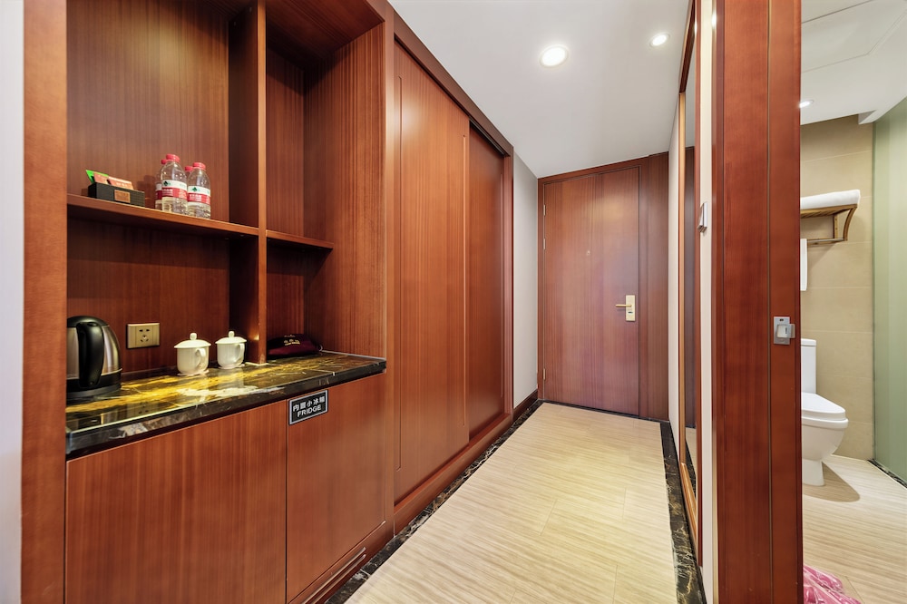 Habitación Premium Doble del hotel Zhangjiajie Huatian. Foto 4